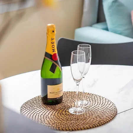 Julia Tenerife Апартаменты *
